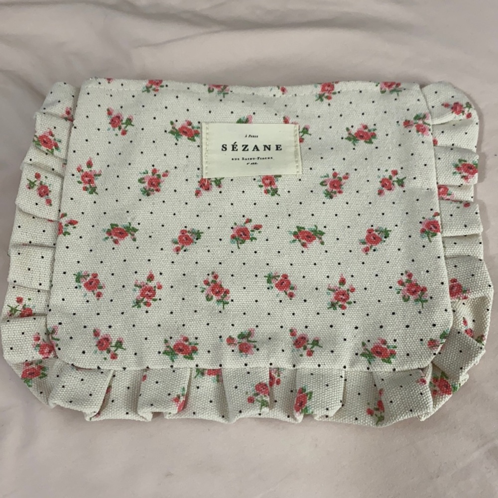 Sezane pouch